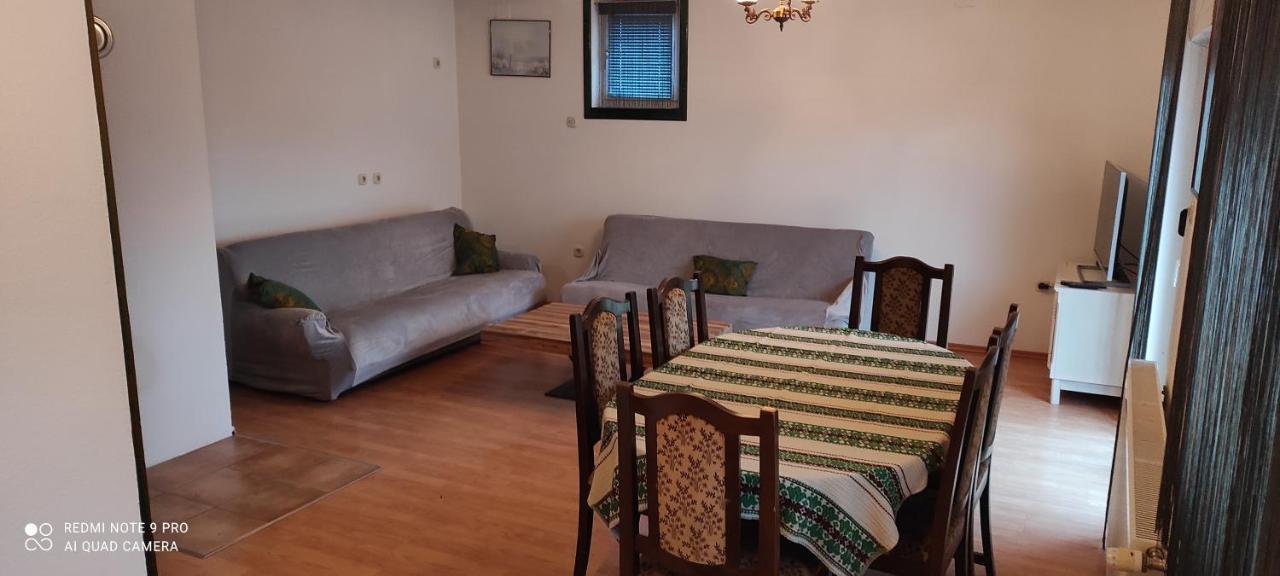 Apartman Mwa Slavonski Brod Exterior foto